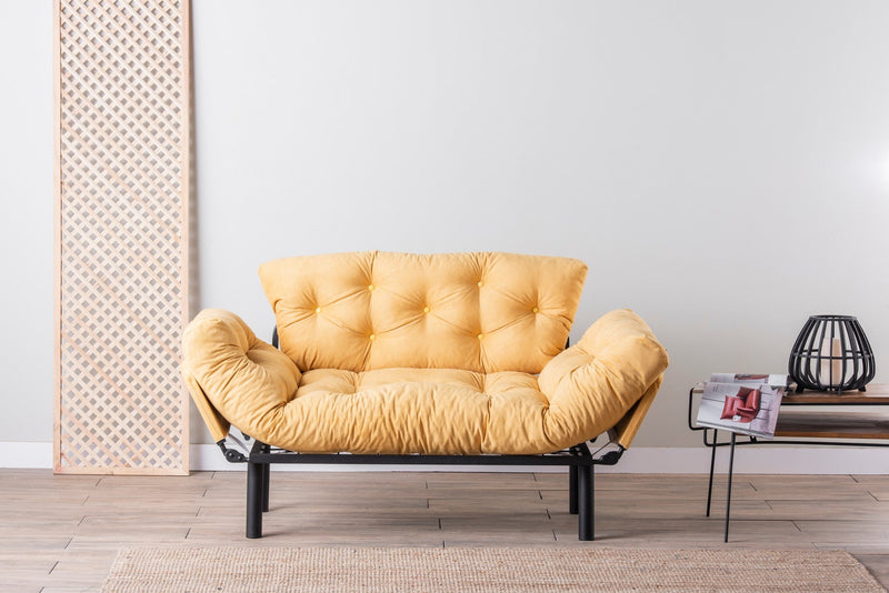 Nitta Senffarbenes Zweisitzer-Schlafsofa